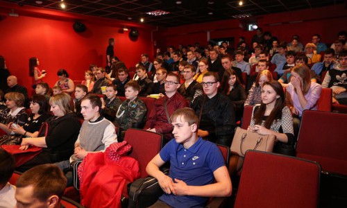 Главный режиссер Первого канала приедет в Киров на фестиваль кино