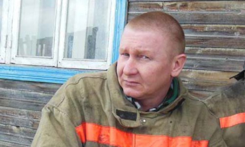 Житель Кировской области вынес из горящего дома инвалида