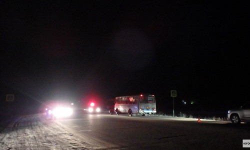 В Кировской области дорогу не поделили два «Мерседеса»