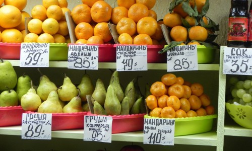 Мониторинг цен УФАС: в Кирове подорожали овощи и фрукты