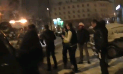 "Ночной патруль" остановил пьяную компанию на BMW: разъяренные пассажиры набросились на активистов