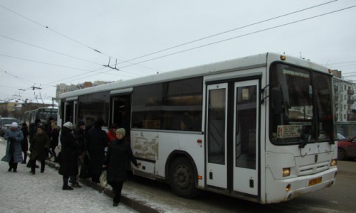 Власти Кирова рассказали о том, как будет работать транспорт в новогоднюю ночь
