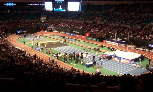 Строительство легкоатлетического манежа в Вересниках отложили до 2016 года