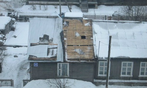 Затопленный переход и дом без крыши: последствия аномальной погоды в Кирове