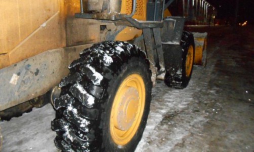 В Кирове снегоуборщик сбил человека