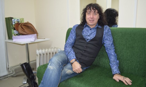 Андрей Алексин в Кирове: «Коллекционирую гитары, у меня их больше 200 штук»