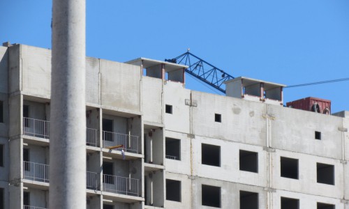 Где в Кирове строят дома с самыми дорогими и дешевыми квартирами?