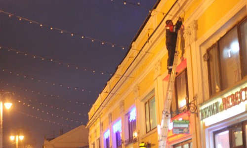 Киров к Новому году засверкает: гирлянд в городе будет больше, чем обычно