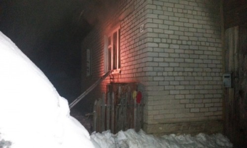 В Кировской области две женщины вынесли инвалида из горящего дома