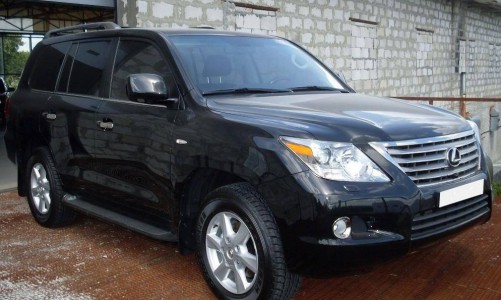 Киров попал в топ-50 городов с самыми дорогими автомобилями