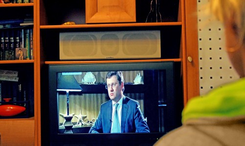 Что посмотреть в новогоднюю ночь: "Голубой огонек", "Симпсоны" и праздничный выпуск "Ревизорро"