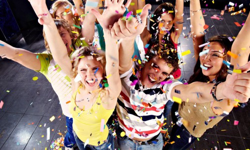 Сегодня - "Лучшее за 2015: Енот на бейсболе" в баре "DЕРZКИЙ ЕНОТ"