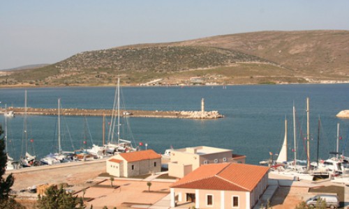 Прекращают работу крупнейшие туроператоры Pegas Touristik и Coral Travel