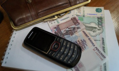 В Кирове пенсионерку обманул незнакомец, которого она «узнала по голосу»