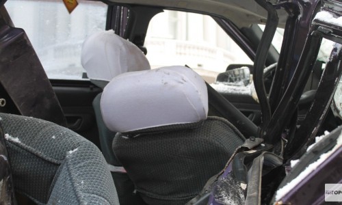 В Кировской области водитель грузовика при обгоне устроил крупное ДТП: пострадали шесть человек