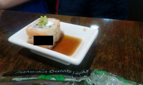 Кировчанам принесли порцию роллов с мокрицей