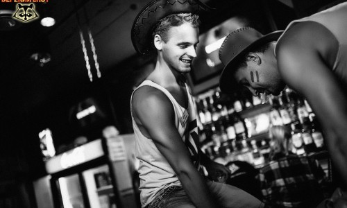 15 и 16 января вечеринка "Енот-ковбой на Диком Западе" в баре "DЕРZКИЙ ЕНОТ"