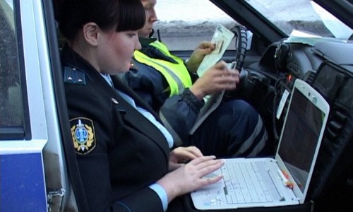 Приставы начали лишать кировчан водительских прав