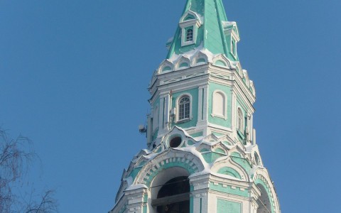 В Яранске на церкви установлены антенны сотового оператора