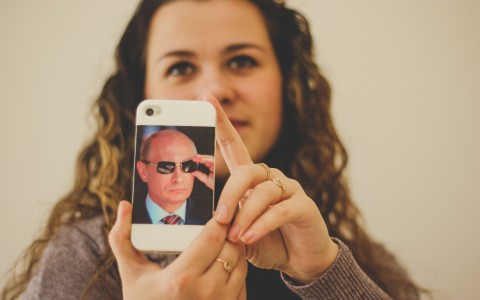 Видеоопрос: какие фото раздражают кировчан в соцсетях больше всего?