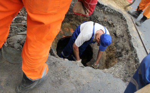 После гибели детей на Камчатке в Кирове проверят все тепловые камеры