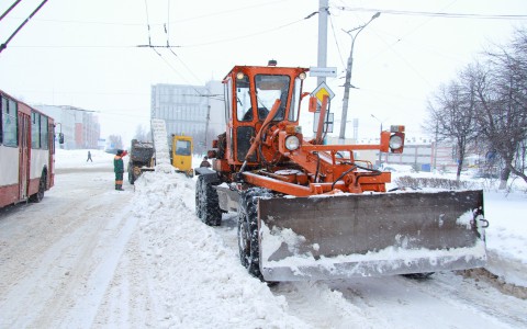 В Кирове хотят создать онлайн-карту спецтехники, которая убирает снег