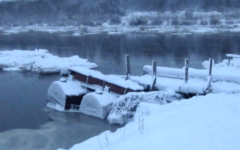В Кировской области восстановят мост, без которого 800 человек оказались отрезаны от цивилизации