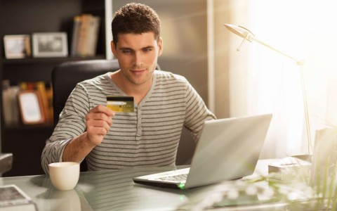 Сбербанк дарит 1000 бонусов "Спасибо" за оплату коммунальных услуг с помощью "Автоплатежа"