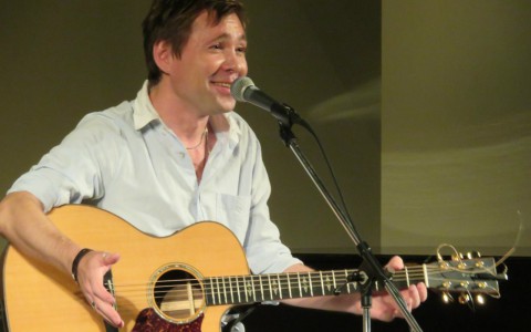 Макс Иванов, лидер группы «Торба-на-Круче»: «Слежу за земляками в «Фейсбуке»