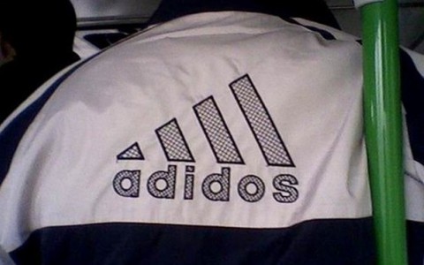 В Кирове на Центральном рынке обнаружили поддельную одежду известных марок