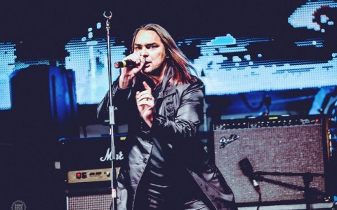 Лидер группы «Кукрыниксы»: «Однажды друзья подарили мне поездку на БТРе»