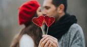 Делаем подарки в День влюбленных: чем будет выгодна кредитная карта