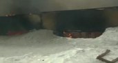 В Кировской области гараж тушили пять пожарных экипажей 