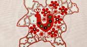 Мастерицы вышили карту Кировской области