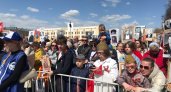 Впервые за два года Бессмертный полк в Кирове проходит в живом формате