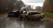 На трассе в Кировской области насмерть разбились два водителя иномарок