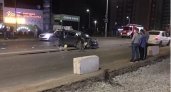 В Кирове иномарка врезалась в бетонный блок