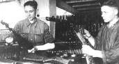В Вольск передан экспонат ППШ, выпущенный в 1943 году на заводе "Молот-Оружие"