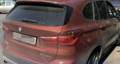 В Кирове четырехчасовой "спектакль" владельца BMW X1 и его жены не удивил приставов