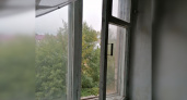Жительница Кировской области вытолкала гостя в открытое окно: мужчина погиб