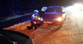 В Кировской области водитель "застрял" на трассе в ожидании помощи