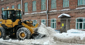 В Кирове и области усилена уборка снега: куда звонить, если есть вопросы по состоянию дорог