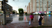 Кировчан призывают оставаться дома: на регион надвигаются грозы и ливни