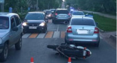В Кирове на улице Некрасова мотоциклист получил травмы под колесами иномарки