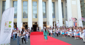 Более ста артистов театра и кино съедутся на кировский фестиваль "На семи холмах" (12+)