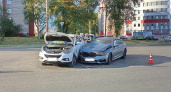 В Кирове на улице Московской в аварии с участием двух иномарок пострадал человек