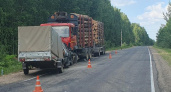 В Кировской области произошло лобовое столкновения внедорожника и лесовоза