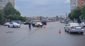 В Кирове на Октябрьском проспекте в жестком ДТП пострадала беременная девушка
