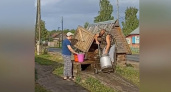 Жителей Кирса вынудили откатиться на век назад и черпать воду из колодца