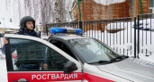 По Омутнинску поздней ночью бродила 85-летняя женщина в домашних тапочках